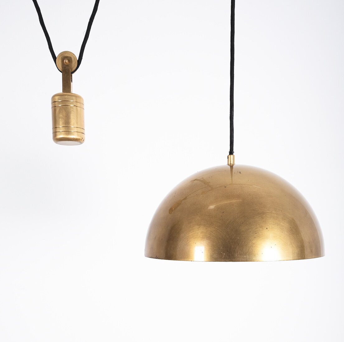 Florian Schulz Counterweight Brass Lamp 05