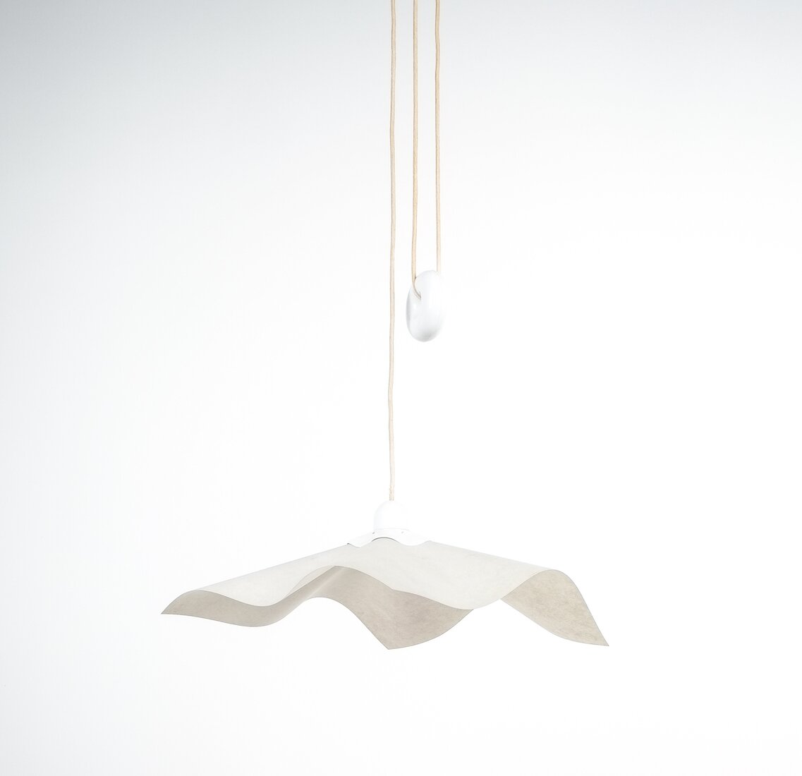 mario Bellini Paper Counterweight Pendant 4