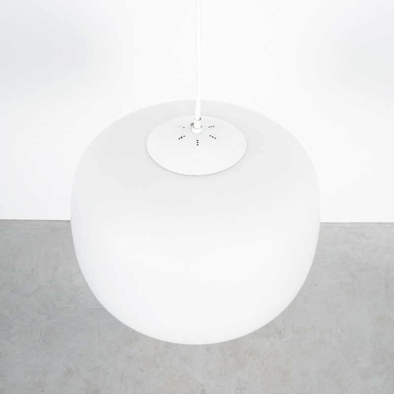 Limburg Opal Glass Ball Lamp 02