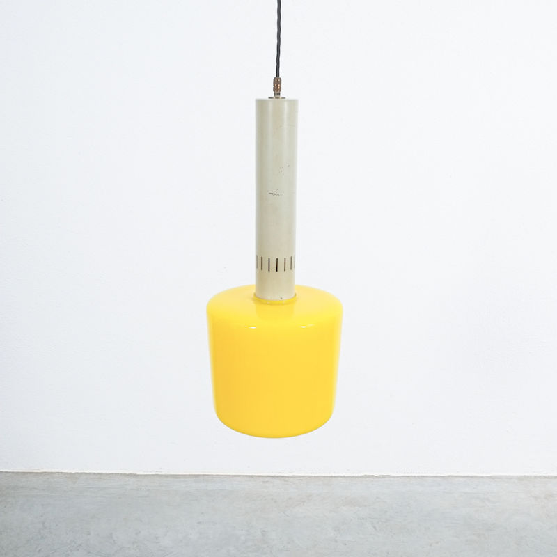 Stilnovo Yellow Pendant Lamp 04