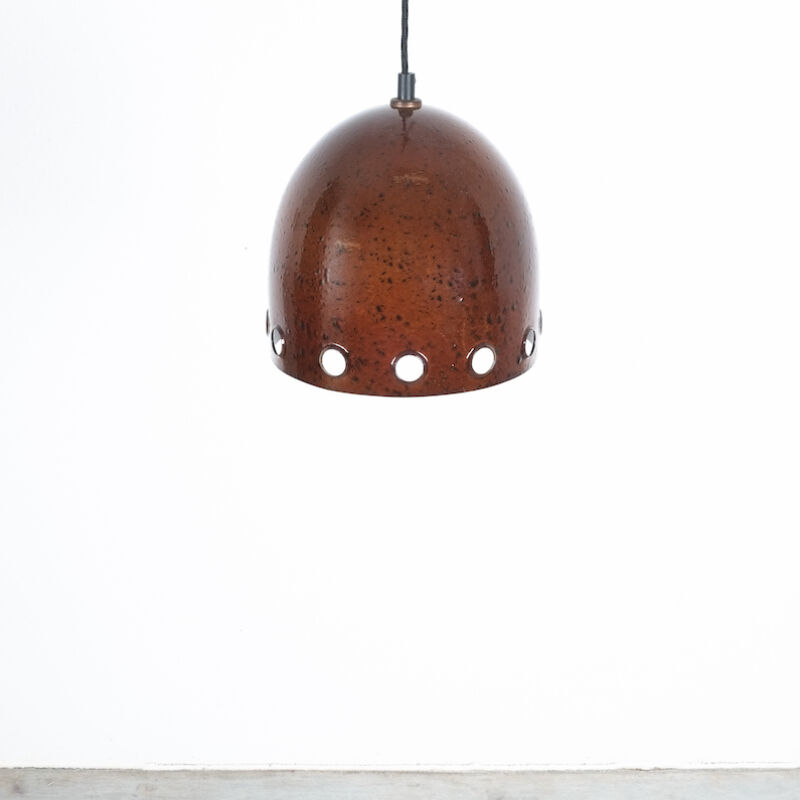 Enameled Iron Hat Lamp 3x 01