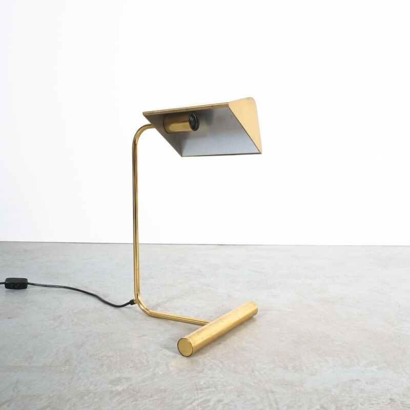 Koch Lowy Table Lamp Brass 01