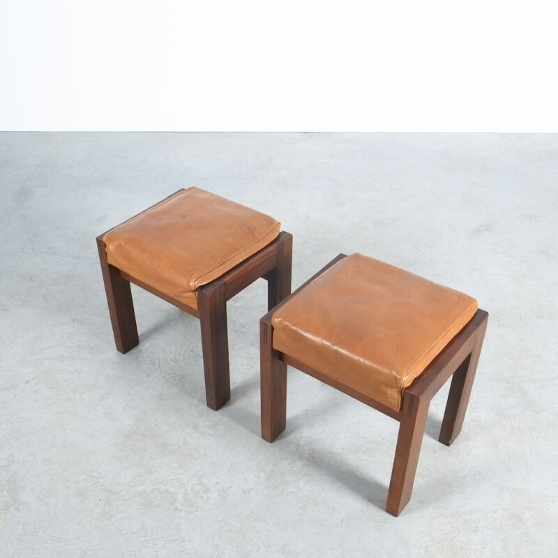 Maple Leather Stools Italy 06