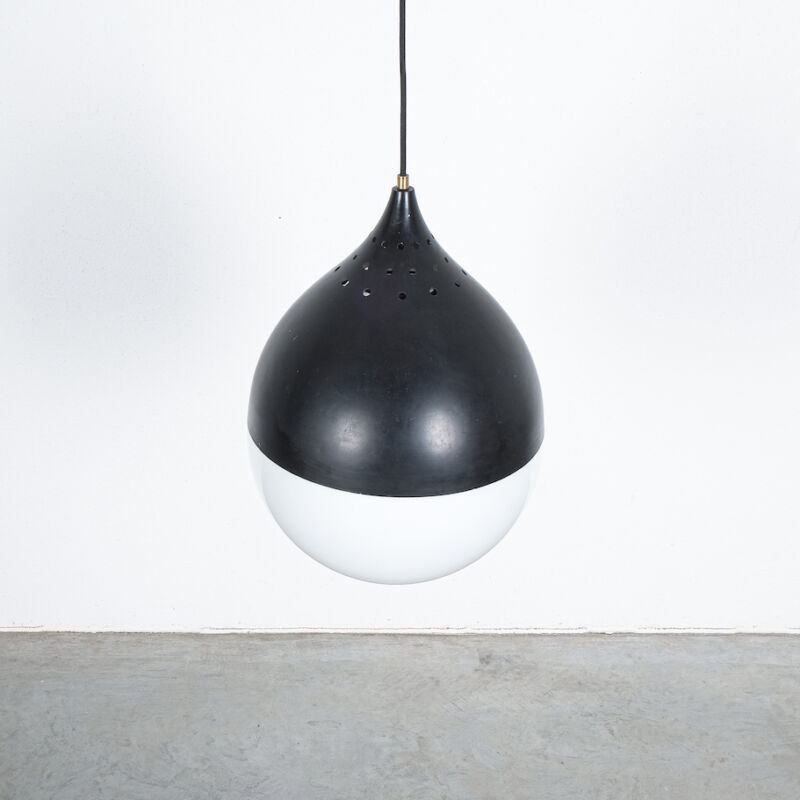 Stilnovo Glass Satin Ball Lamp 02