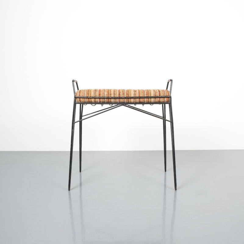 wire frame stools _06