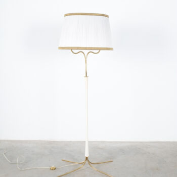 Floor Lamps Archives Derive Vienna, Curved Floor Lamp With Pleated Shade